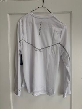 Woman’s Long-Sleeve Fishing Performance Shirt — White/Gray